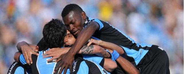 Jogadores do Grêmio comemoram goleada na despedida do Brasileirão | Foto: Fabiano do Amaral
